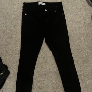 Size 4 short Abercrombie and Fitch Super Skinny ankle mid-rise black jeans